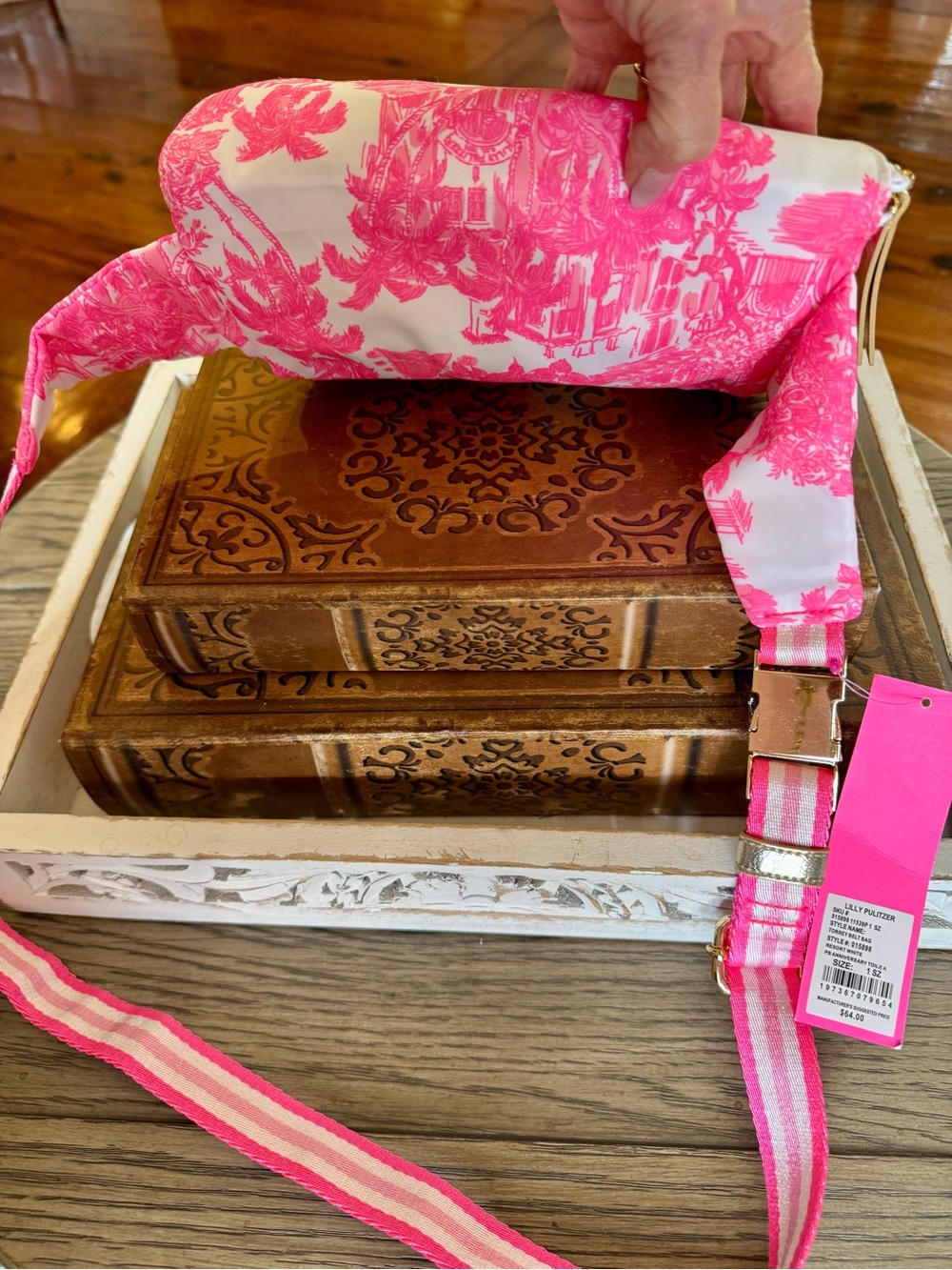 Lilly Pulitzer Belt Bag in Resort White Palm Beach Anniversary Toil - Picture 2 of 6